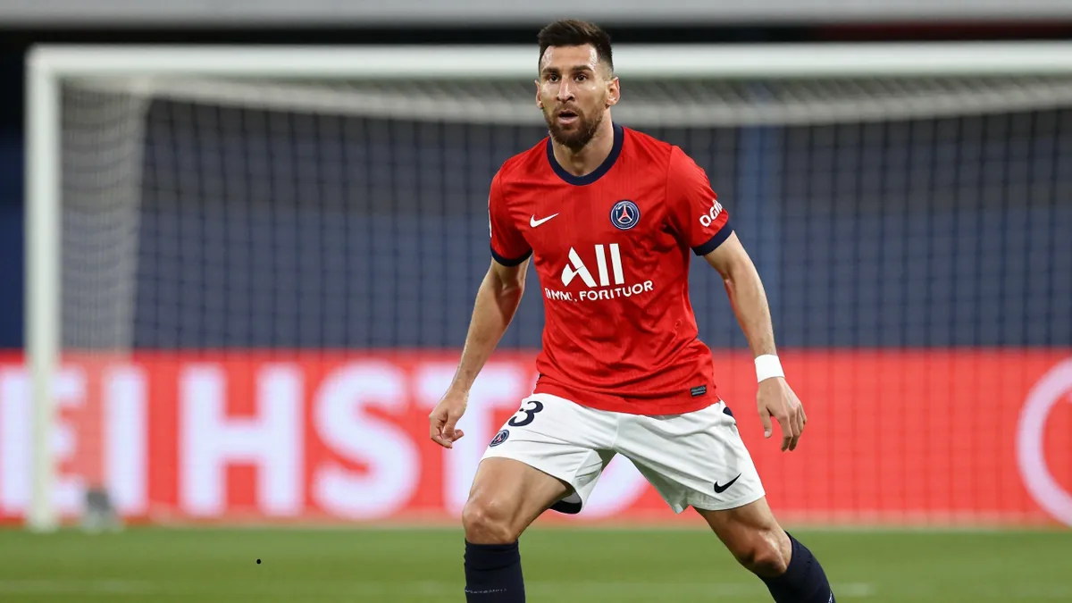 RC Lens surprend avec une piste pour Ilan Kebbal (Paris FC)