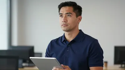 Omar Allel, cadre du recrutement du PSG depuis dix ans, quitte le club pour rejoindre le Paris FC, selon L'Équipe